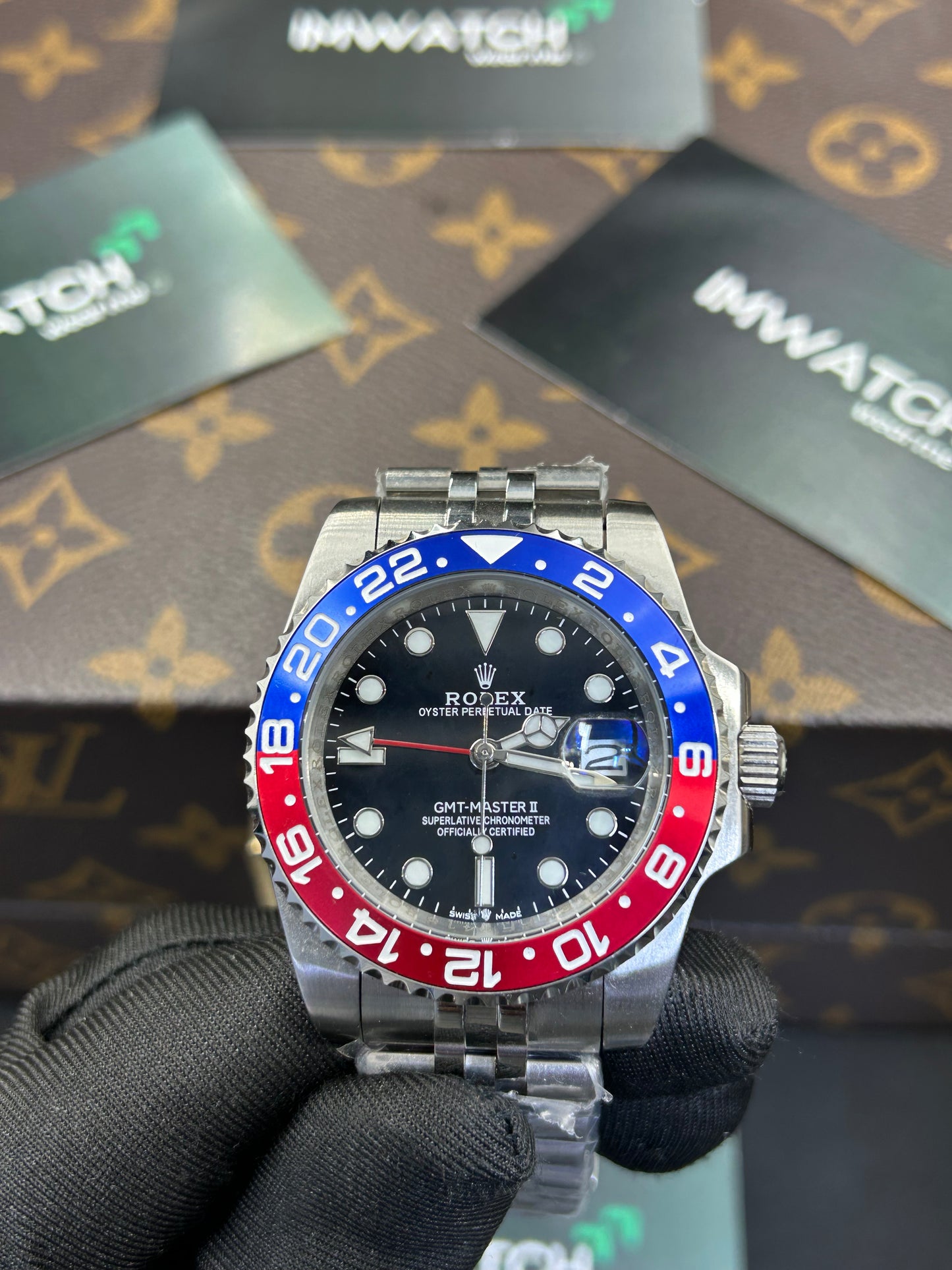 Rolex GMT-Master II Pepsi Édition Voyage